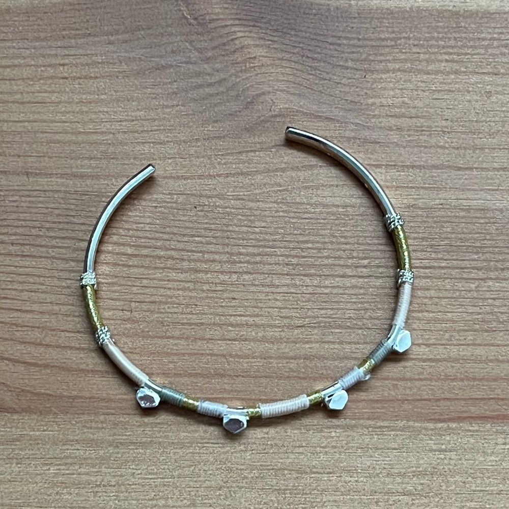 💫 2/$20 - Stella and dot color block silver with thread detail